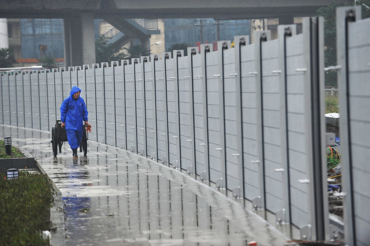 China puts homemade mobile anti-flood walls into use in Wuhan, a vital city by the side of Yangze River, frequently bothered by flooding  