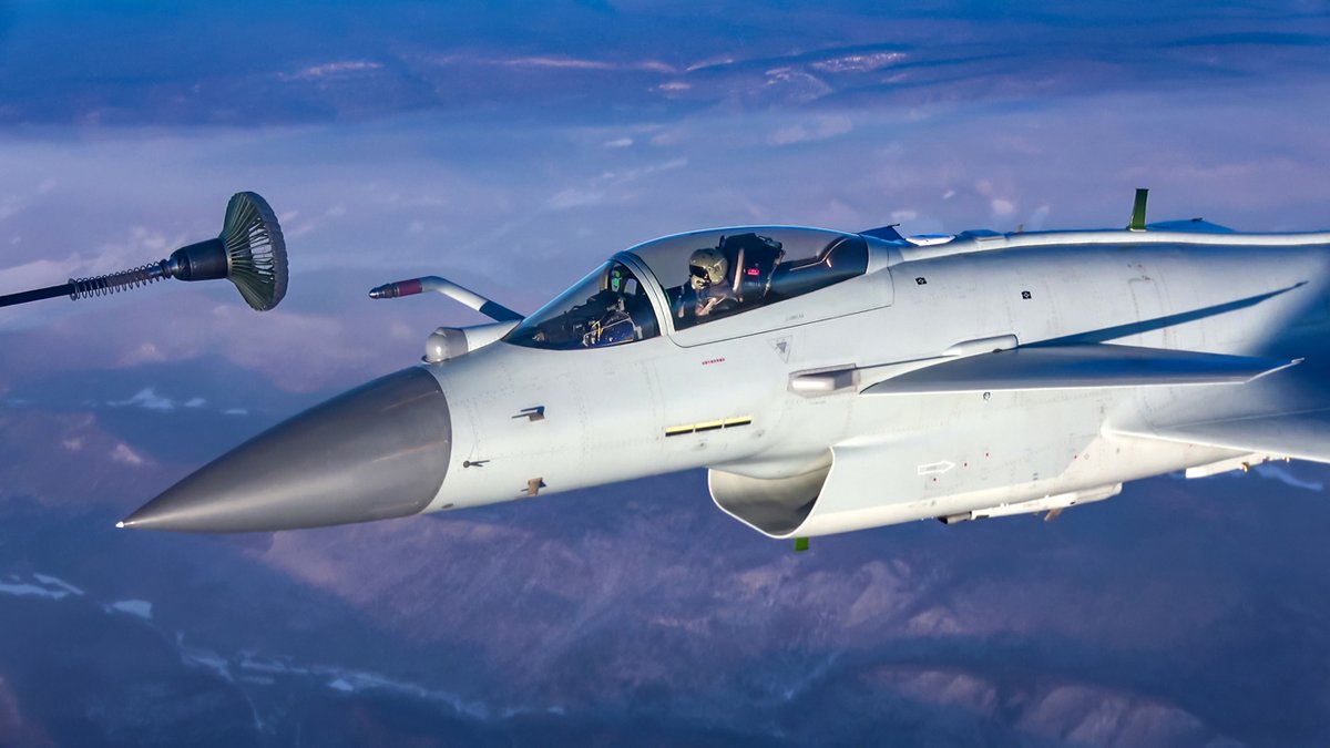 Unwatermarked pics not seen every day - China Air Force's J-10B fighter jets  practicing probe-and-drogue aerial refueling. Publication granted by official; location of photo withheld.   