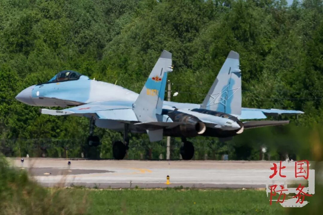 PLAAF Su-35 landed at Zhukovski, Moscow for upgrading.   