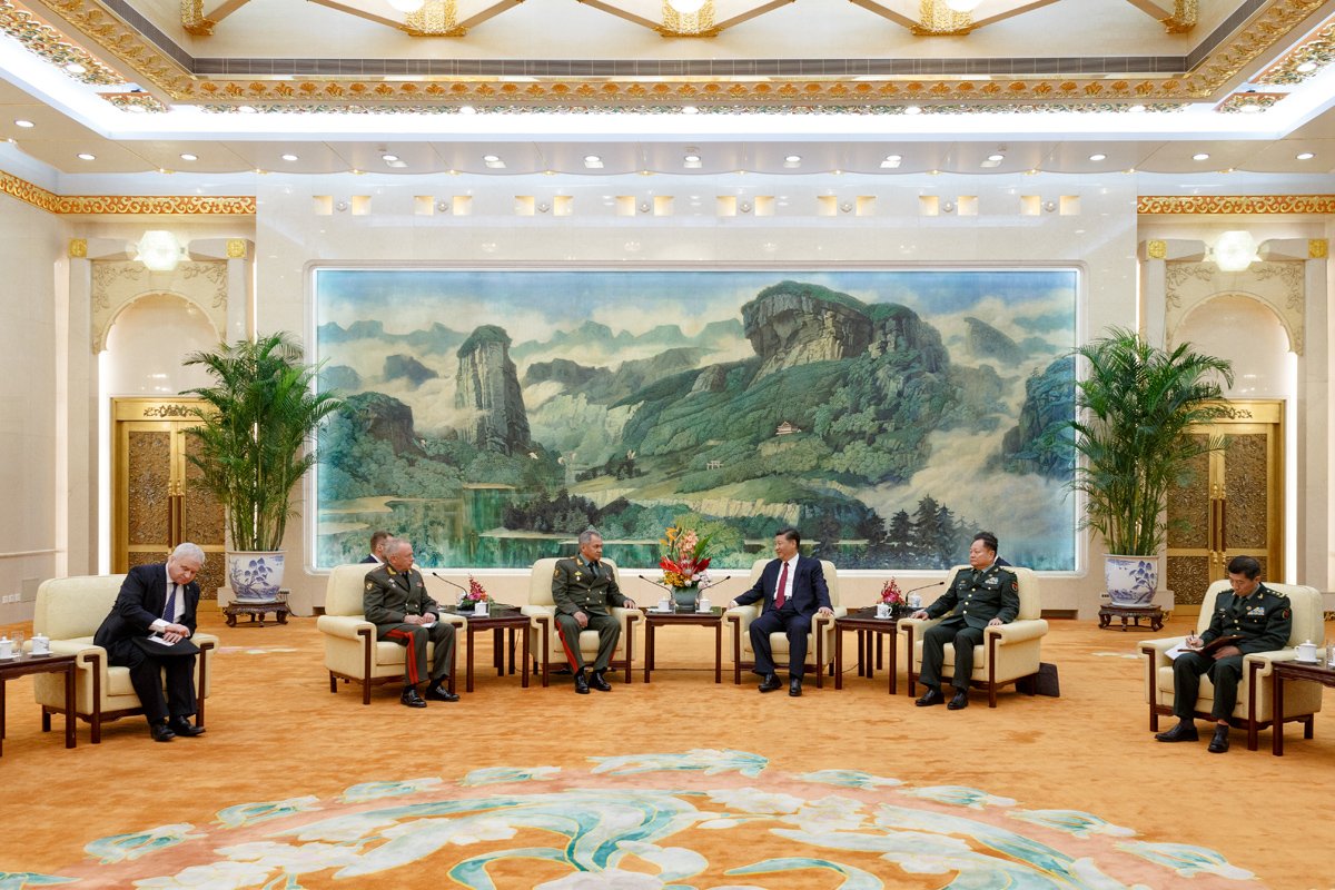 Russian Minister of Defense Shoigu is on visit in Beijing