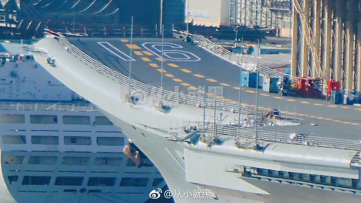 Both PLAN carriers at Dalian shipyard   