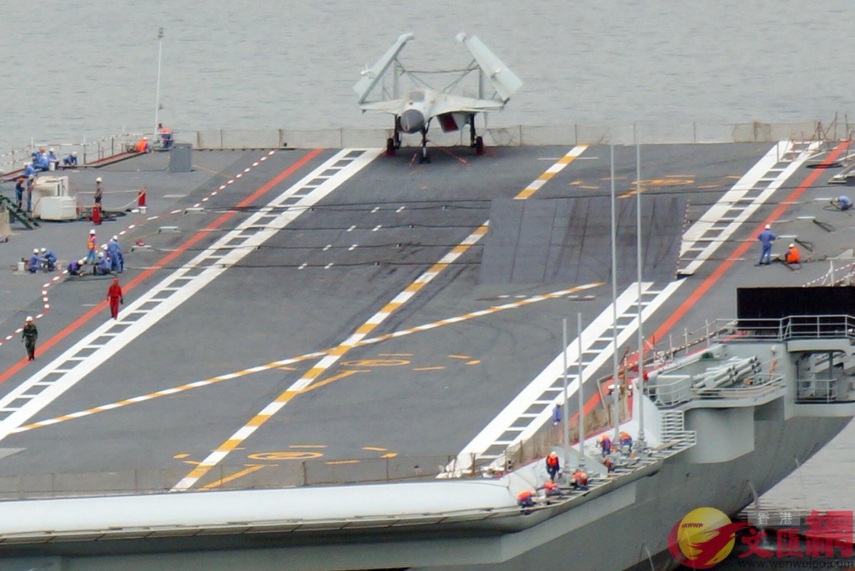 After a longer break again some better images of the PLAN's Type 002 aircraft carrier at Dalian. Quite interesting are the numerous tire marks on deck . so there were some fairly thorough flight testing during the last cruise. 