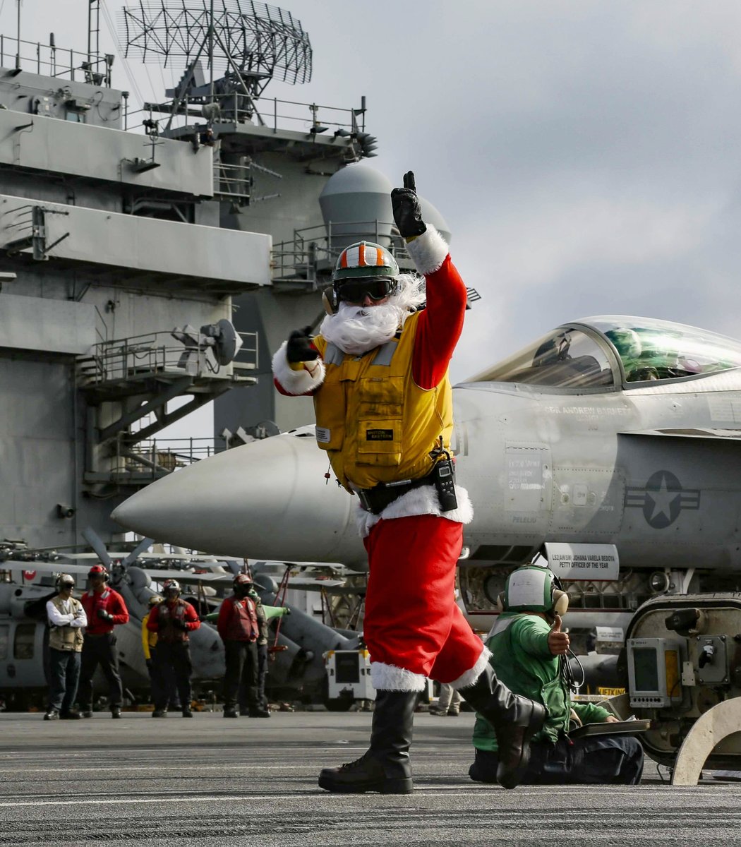#USSAbrahamLincoln in the South China Sea and waters around the region this holiday season. CVN72 