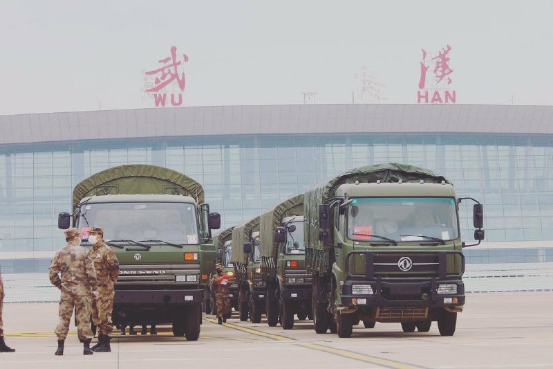 Heavy military deployment at Wuhan airport