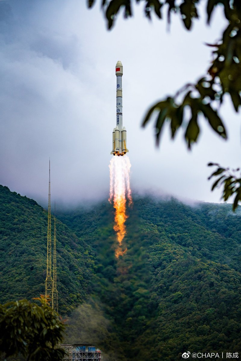 At 9:43, China successfully launched the last global networking satellite of the Beidou system with the Long March 3B carrier rocket, and the deployment of the Beidou-3 global navigation system was completed half a year earlier than
