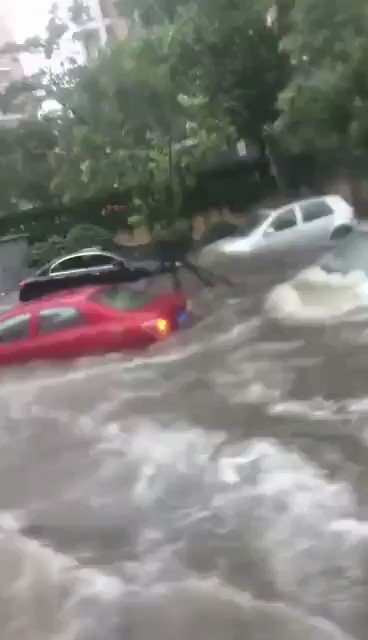 Flooding in Shanghai now, near Jinqiao, line 6