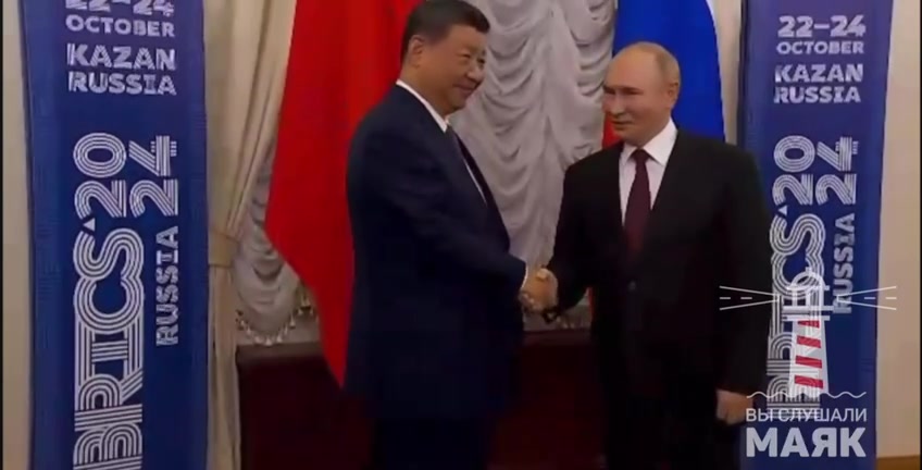 Putin met with Xi Jinping in Kazan at sidelines of BRICS forum