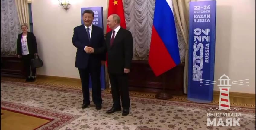 Putin met with Xi Jinping in Kazan at sidelines of BRICS forum