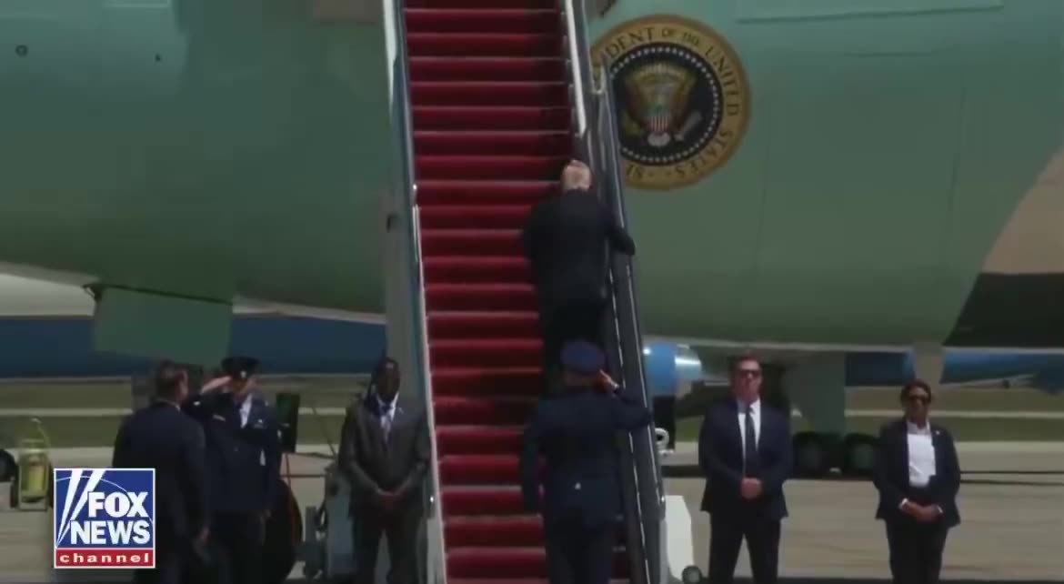 U.S. President Donald J. Trump boards Air Force One as he leaves for his trip to Beijing, China to meet with Chinese President Xi Jinping