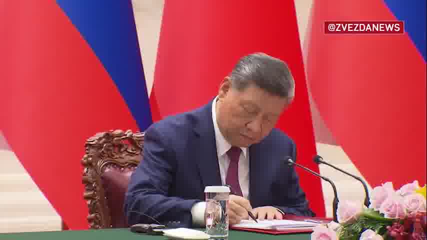 Putin and Xi Jinping signed a statement on deepening relations between Russia and China