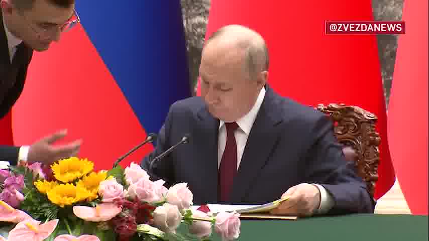 Putin and Xi Jinping signed a statement on deepening relations between Russia and China