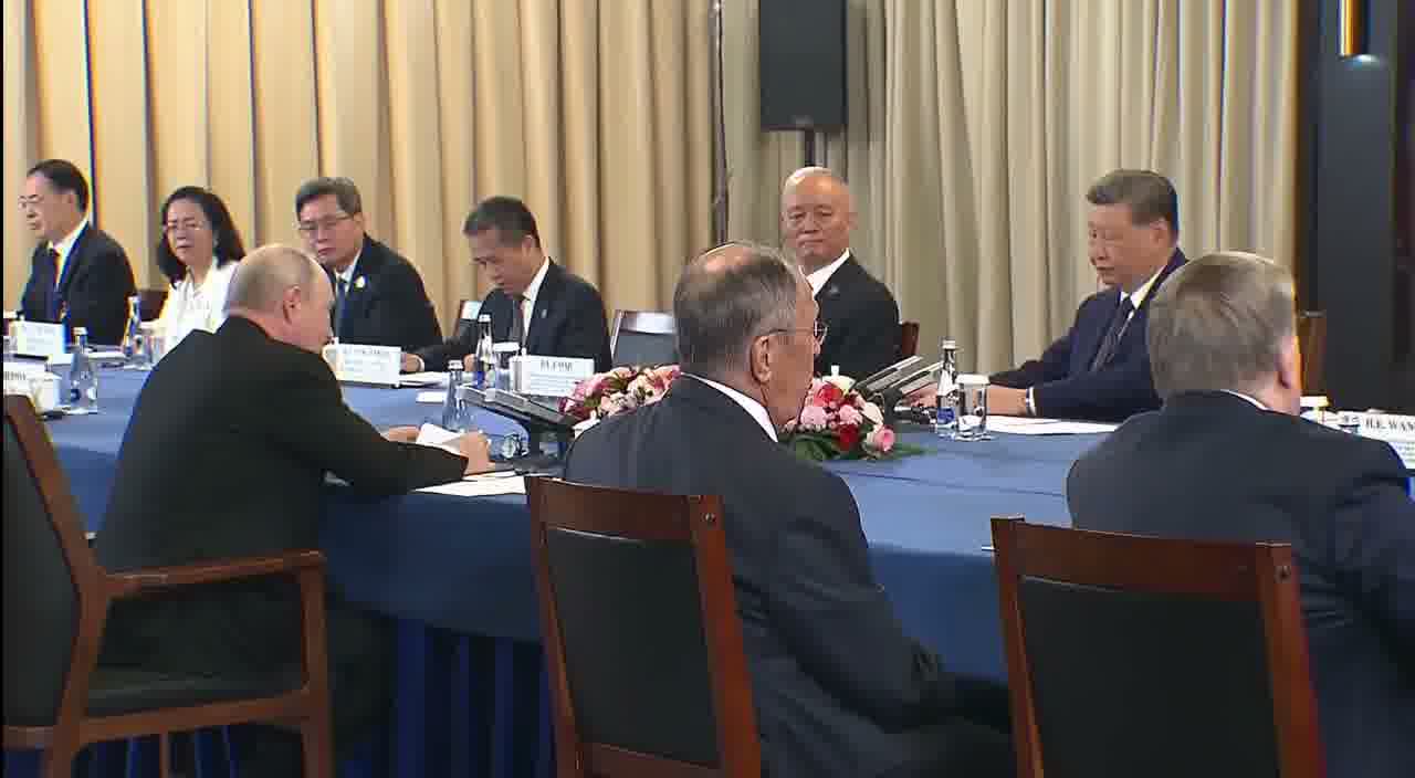 Putin met with Xi Jinping in Bishkek